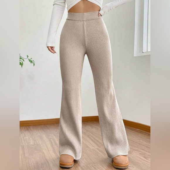 Pants - Wide leg pants